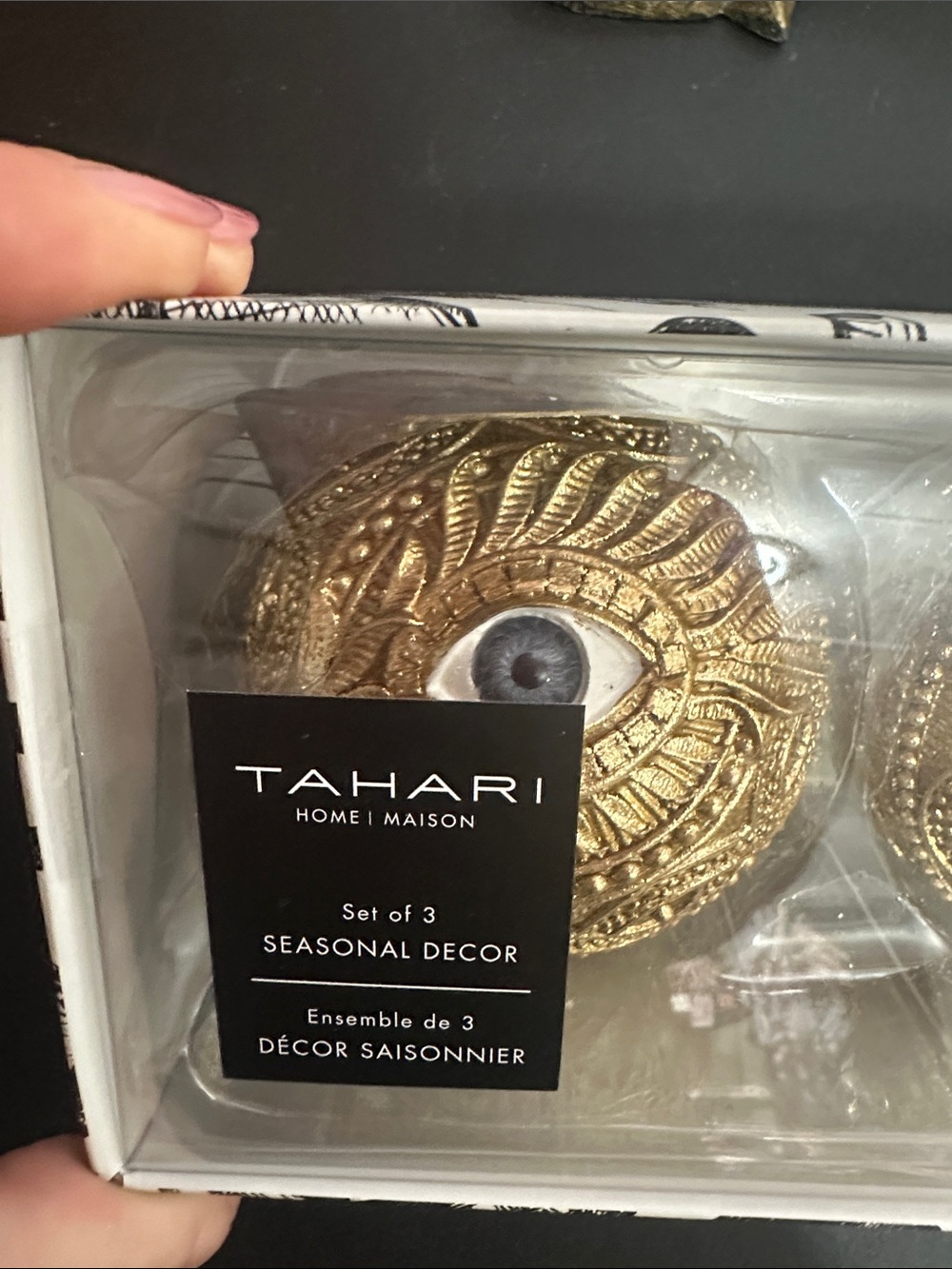 Tahari set of 3 evil eye gold decor balls - Picture 4 of 4